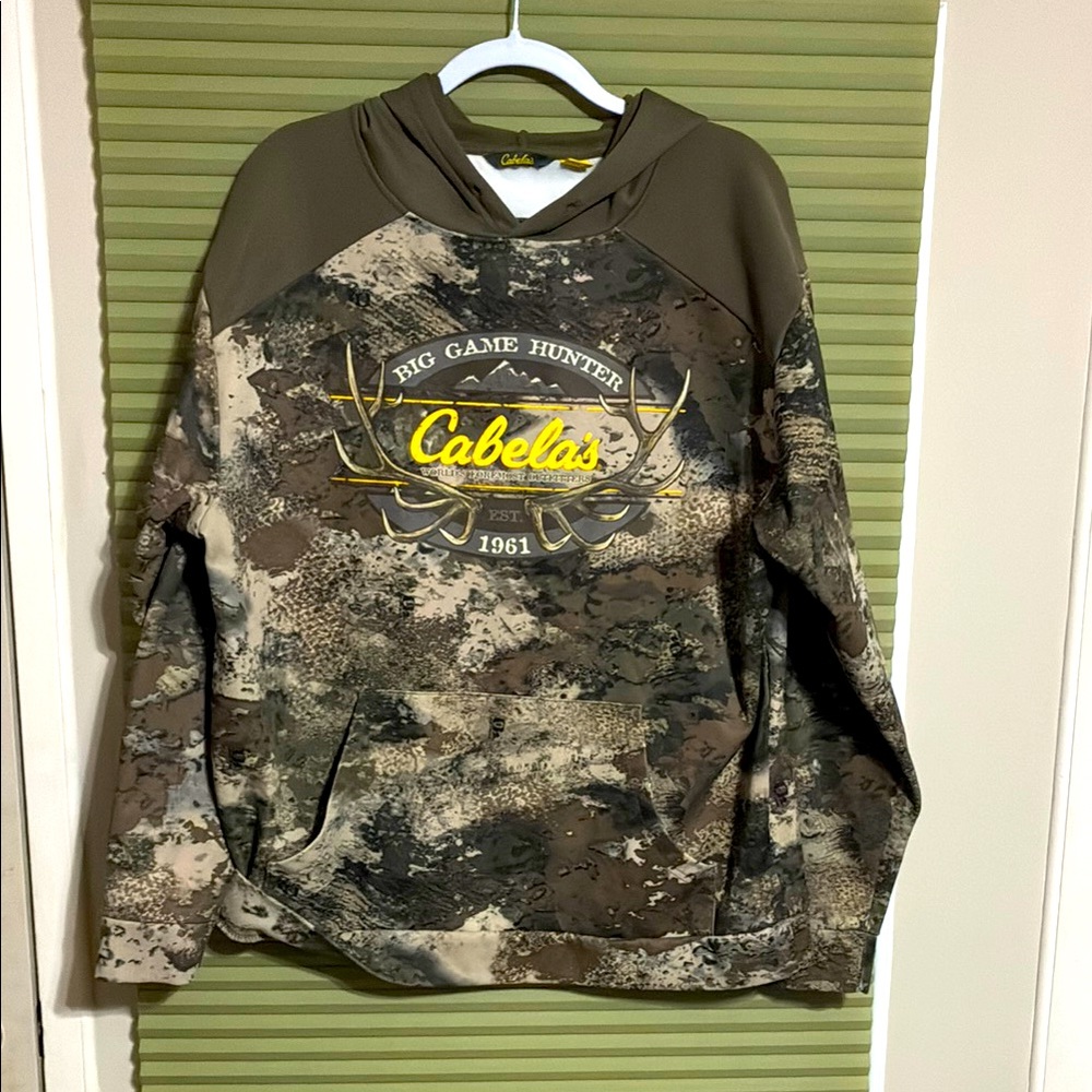 Cabela's Big Game Hunter Camouflage Sweatshirt